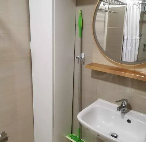 Jovis Place Staycation Near Moa Apartamento Manila